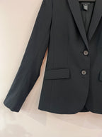 100100 - J.Crew - Blazer - Black - XS - Image 3 circular-filename:24_08_2026_80f370c5-1fc1-4983-83b0-fa229911f607_captured_image
