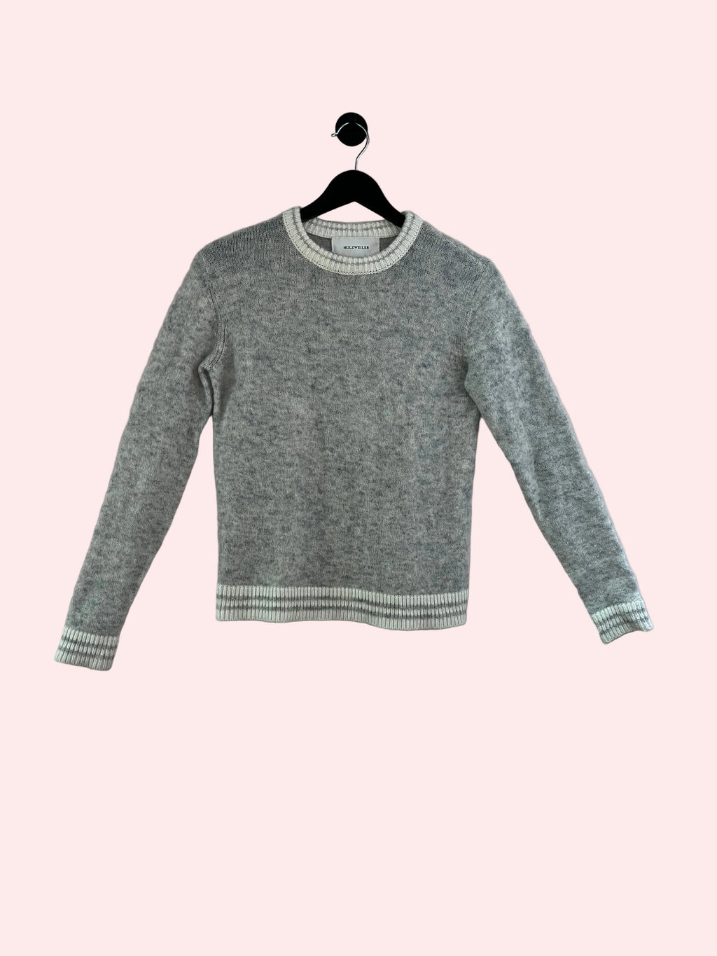 100634 - Holzweiler - Sweaters - Gray - XS - Image 1 circular-filename:27_08_2026_35709f21-cee0-456a-9d09-7f5f747bf62f_captured_image