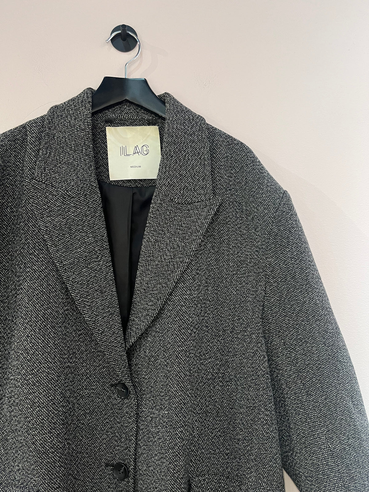 105020 - ILAG - Coats & Jackets - Gray - M - Image 2 circular-filename:29_09_2026_1f824c29-db41-4ffc-9067-c9eb8649798c_captured_image