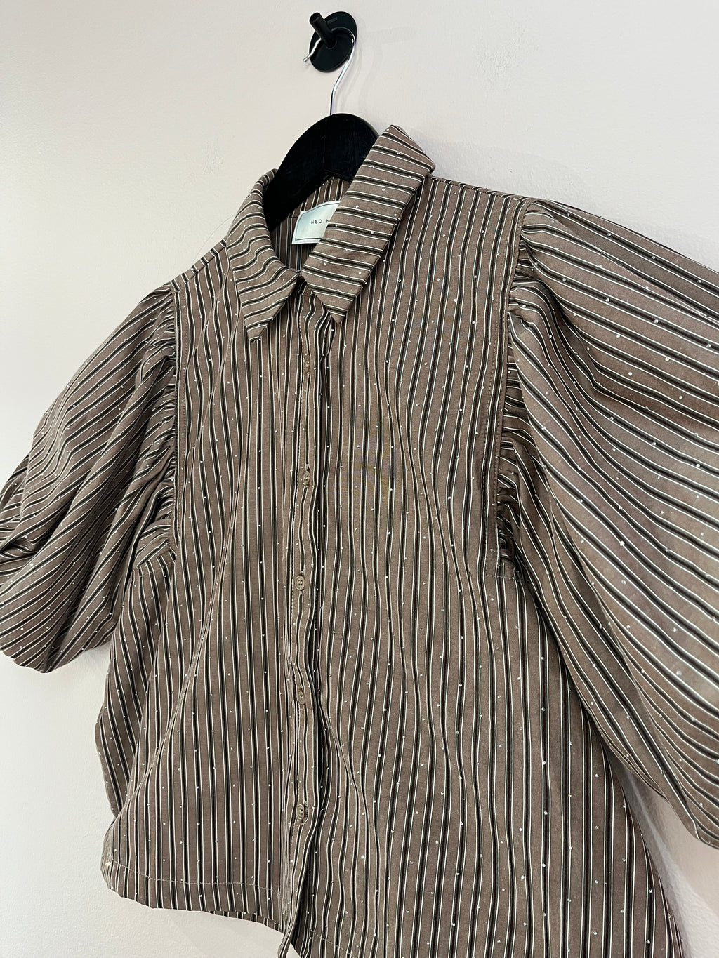 092483 - Neo Noir - Blouses - Brown - 34 - Image 3 circular-filename:30_06_2026_500efab7-10b2-4cfb-935d-a5b23a83da51_captured_image
